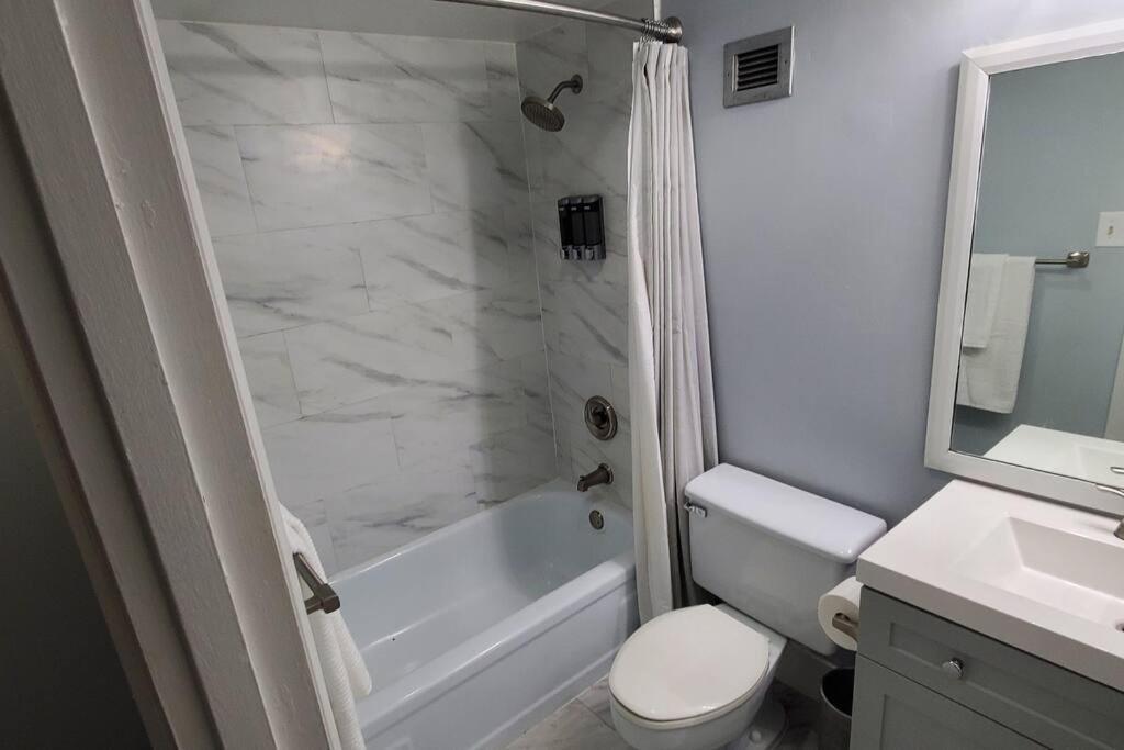 Fully Furnished, Beautiful, Spacious Two Bedroom Condo Lauderhill Extérieur photo